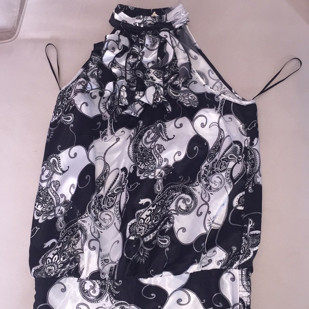 NWT Feathers Shirt